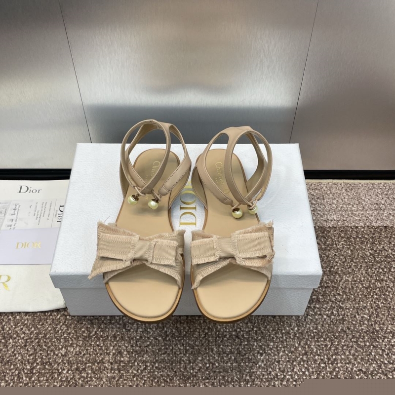 ch**an D*or sandals